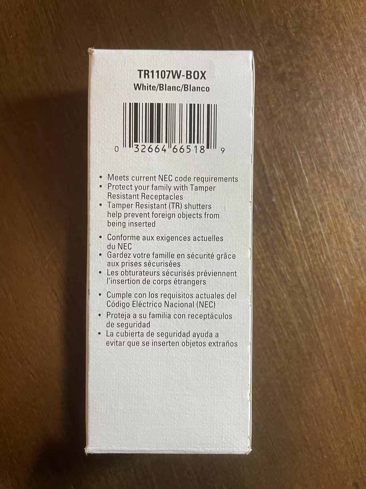 Eaton TR1107W-BOX Tamper-Resistant Duplex Receptacle - Image 2