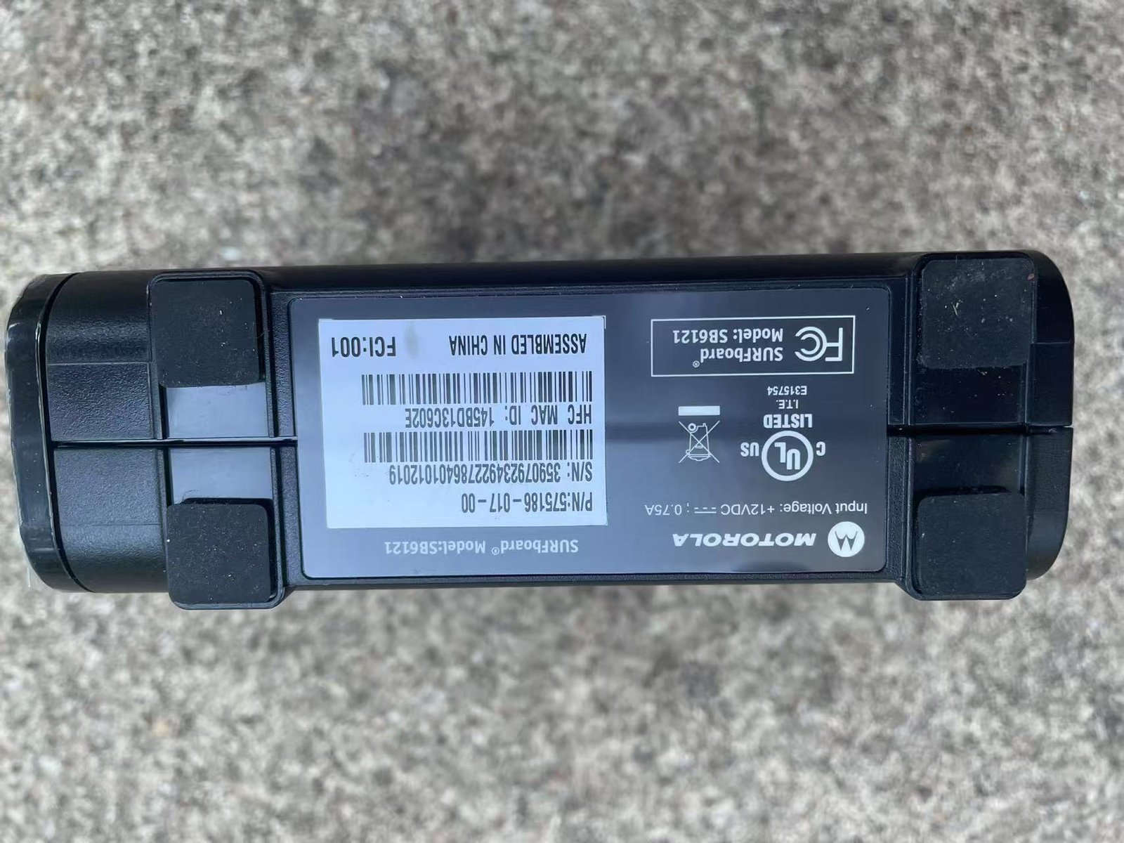 Motorola SURFboard SB6121 Cable Modem - Image 2